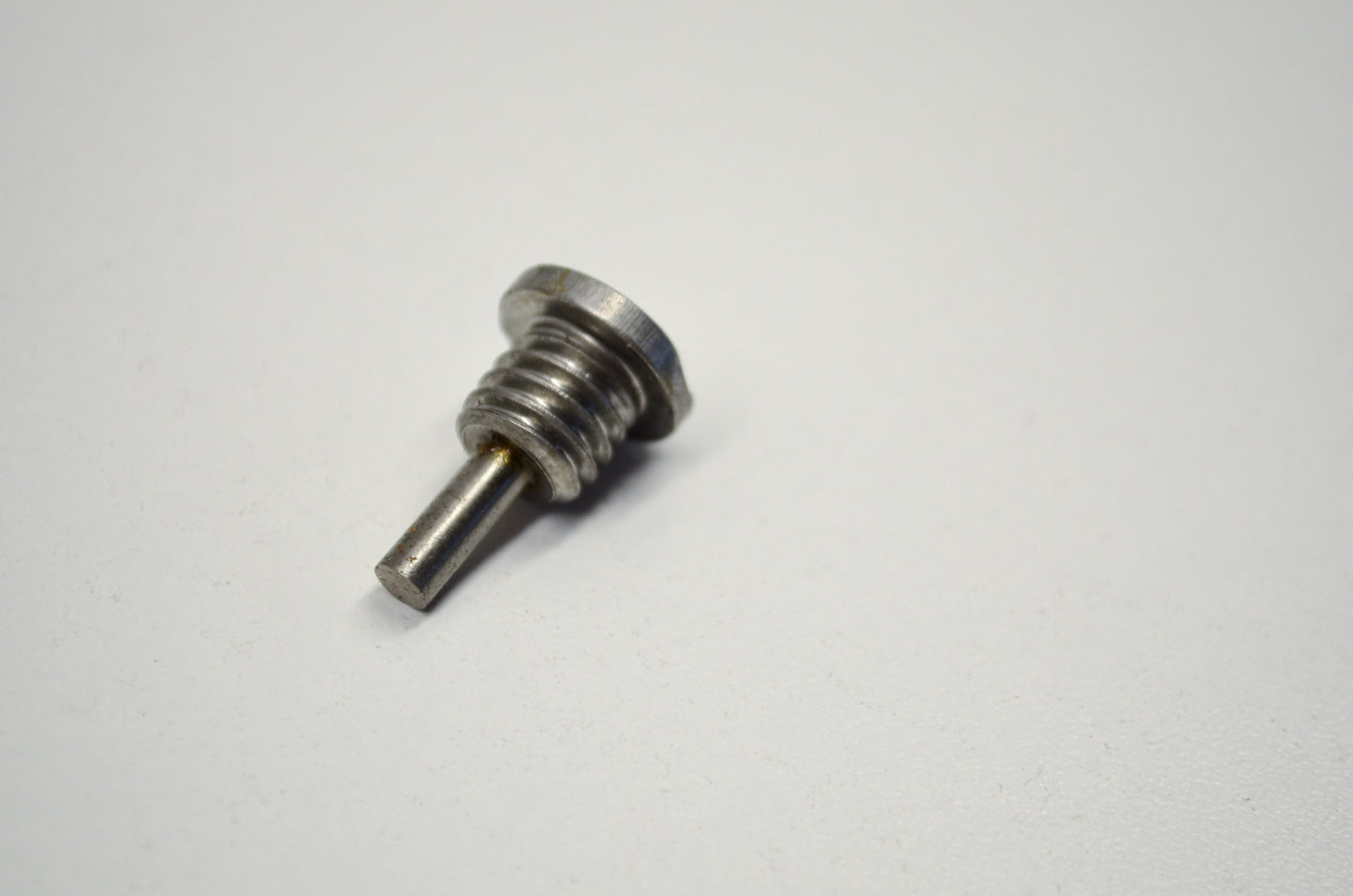 New OEM Mercury Magnetic Drain Plug Only Mariner Force Mercruiser Racing Sterndr