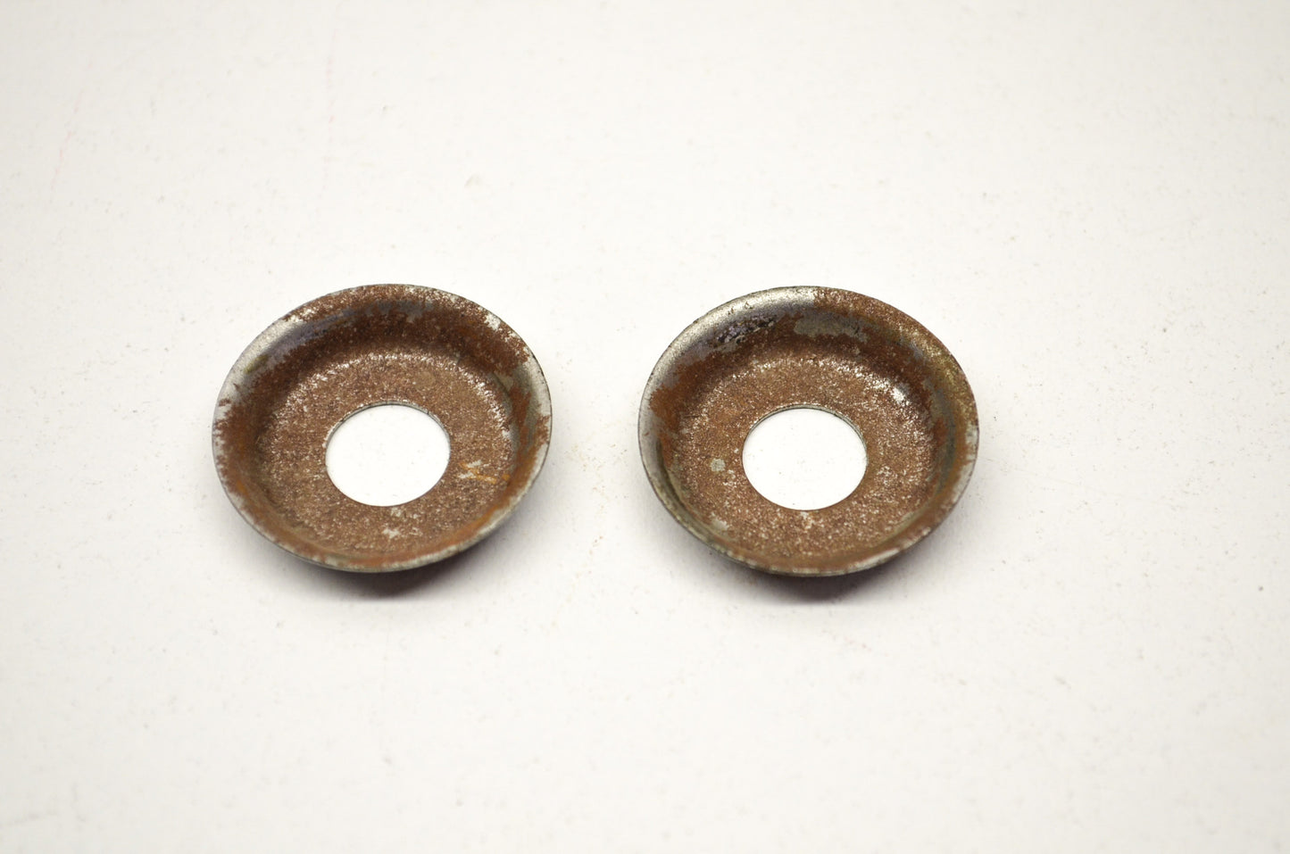 Snap Cap Cover Retainers Qty 2 NOS