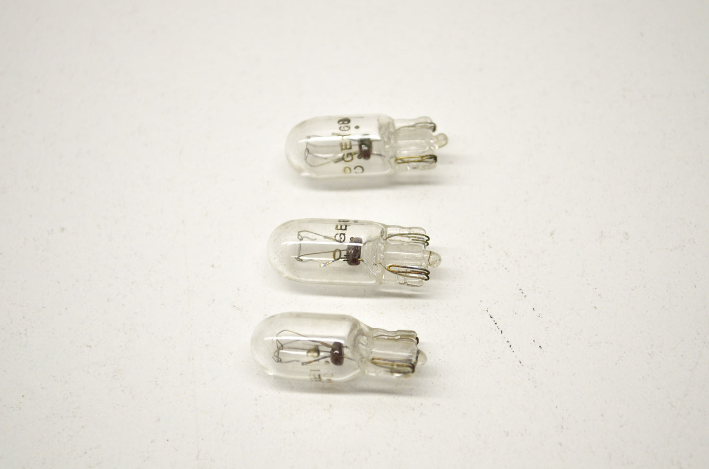 OEM Polaris 4030040 Taillight Bulb Qty 3 NOS