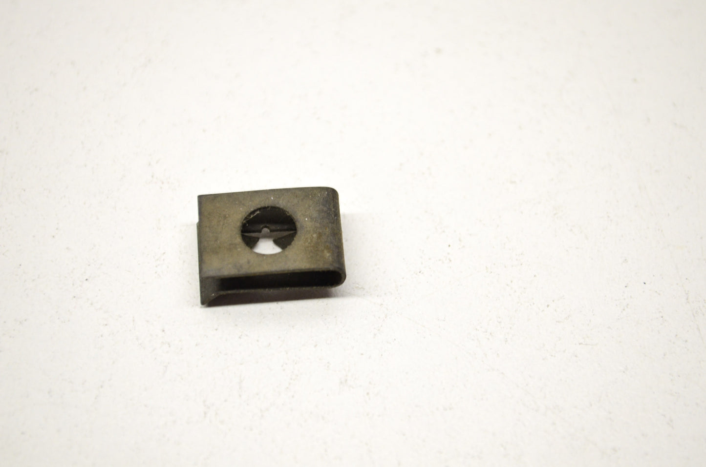 Small Clamp NOS