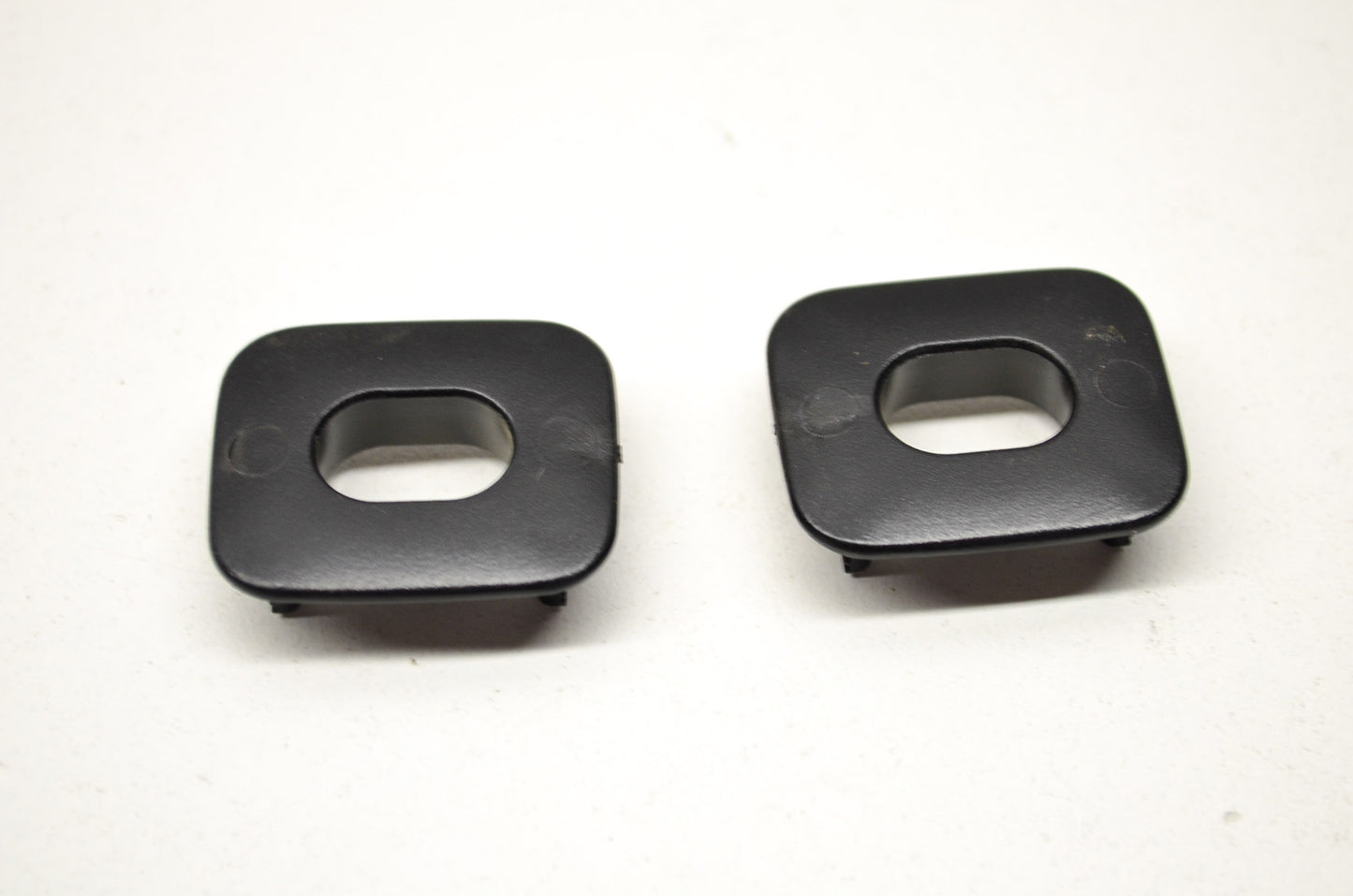 Relatch Grommets Qty 2 NOS