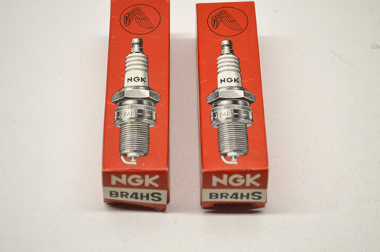 Honda NGK BR4HS, 98076-54716 Spark Plug Qty 2 NOS