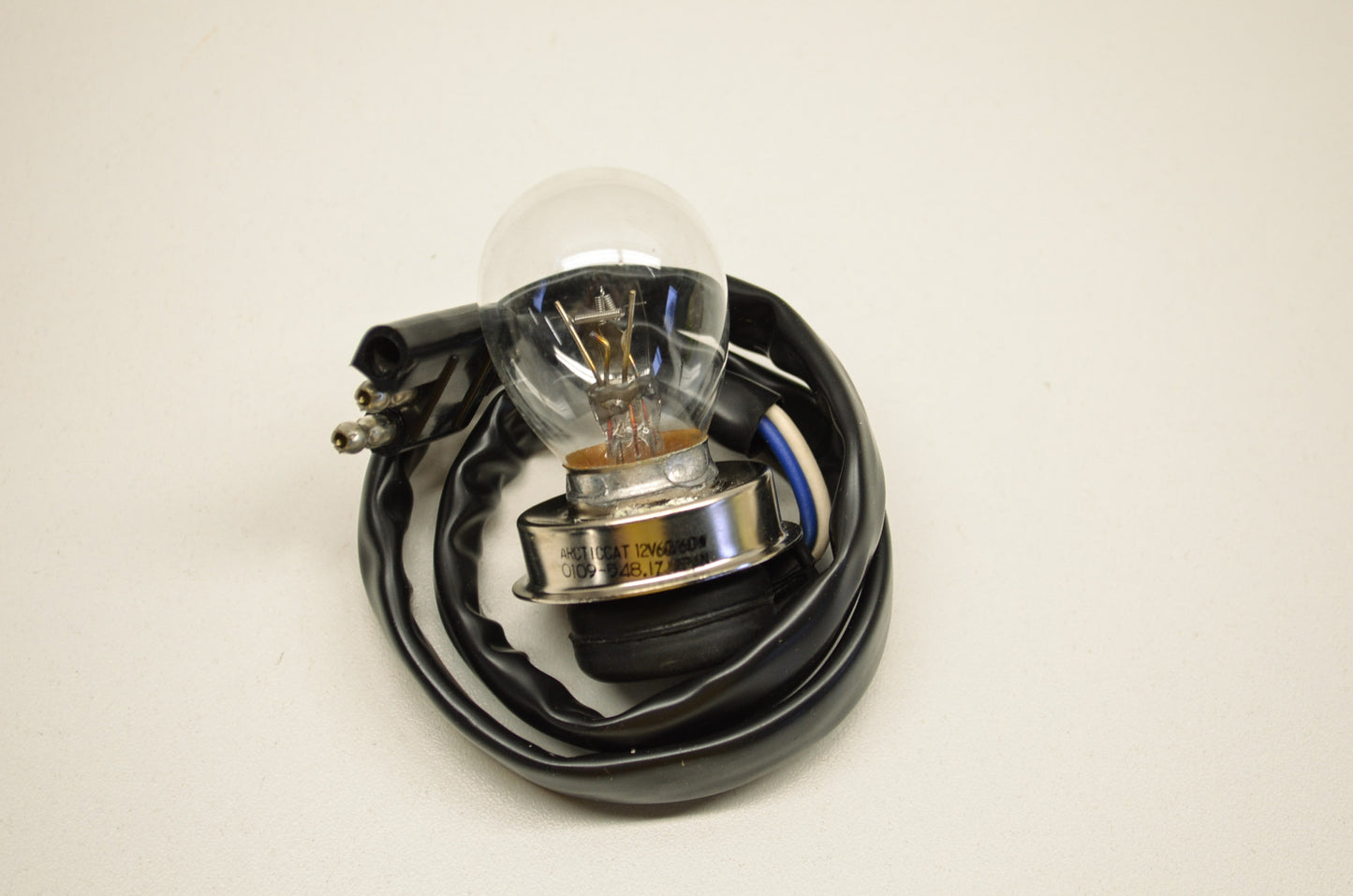 New OEM Arctic Cat 0109-548 Headlight 60/60 Watt 75 Cheetah NOS