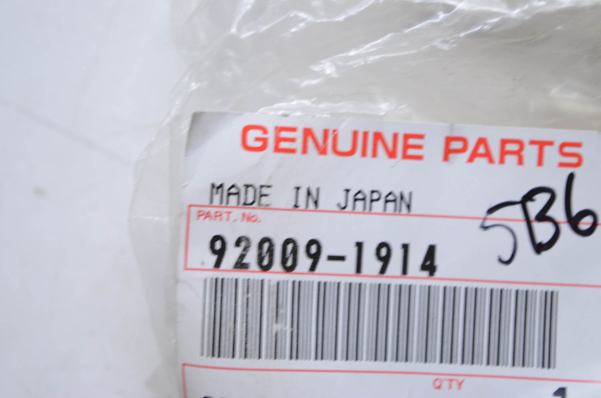 OEM Kawasaki 92009-1914 Screw 64mm NOS