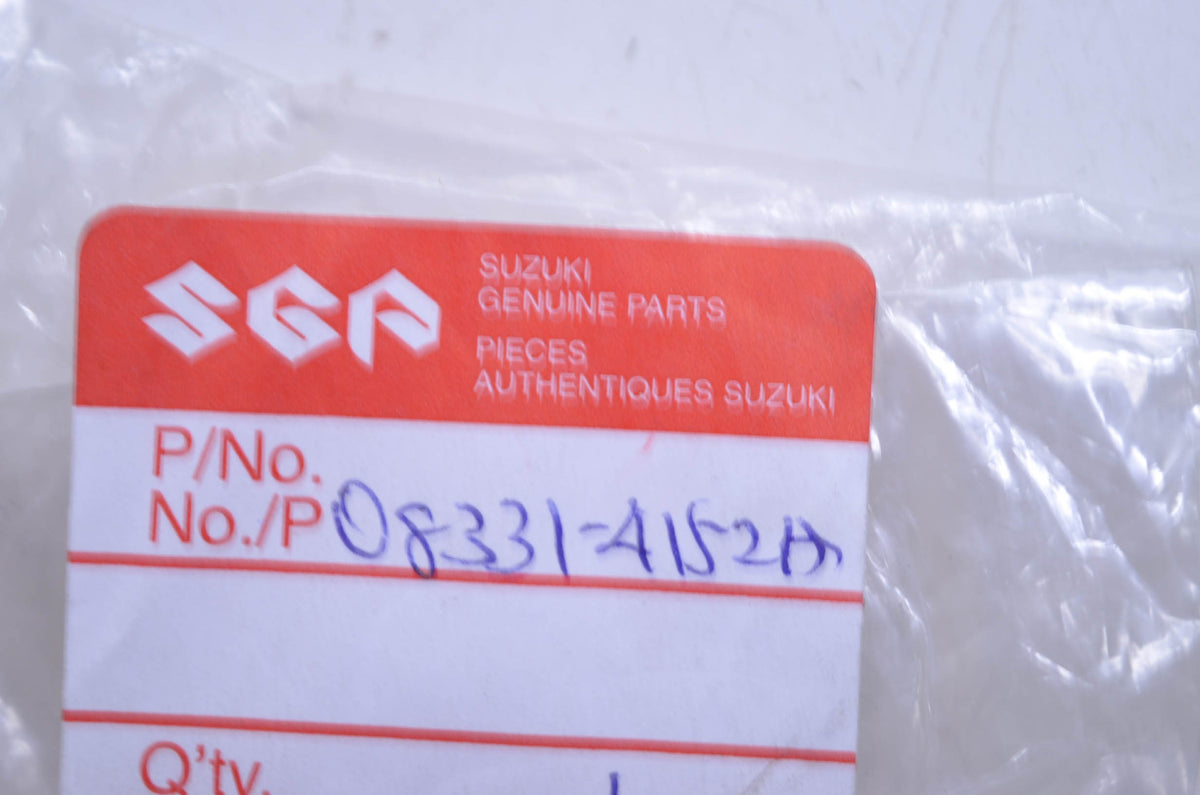 OEM Suzuki 08331-4152A Circlip NOS
