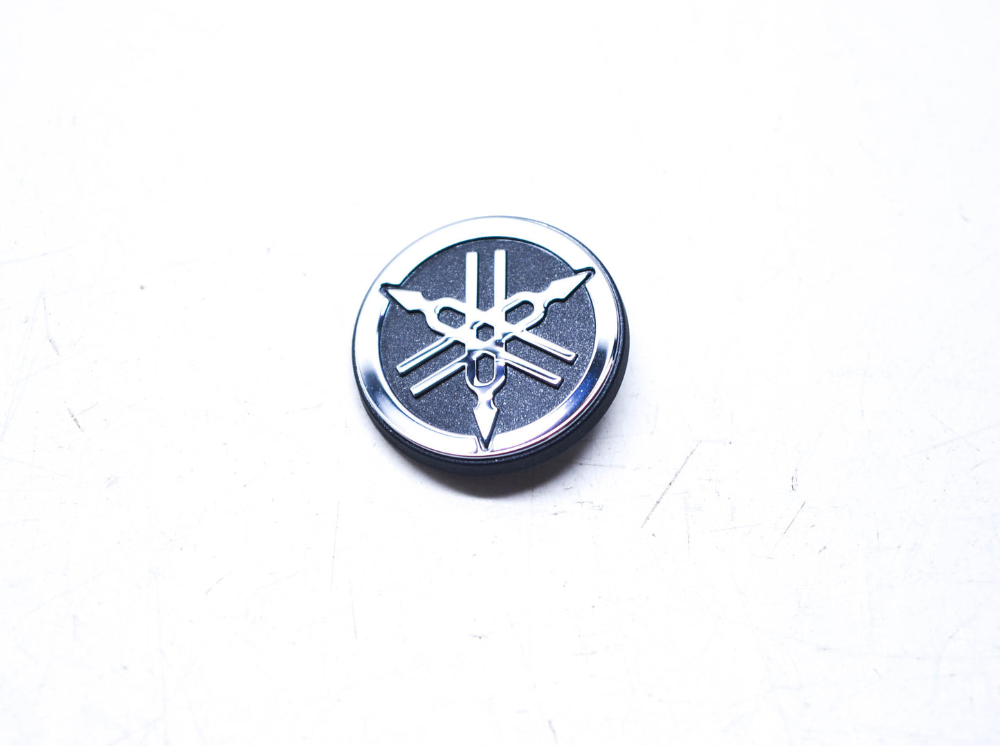 OEM Yamaha 8GC-2836B-02-00 Tuning Fork Mark
