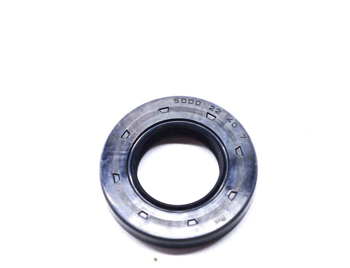 OEM Suzuki 09285-22004 Oil Seal 22x40x7 NOS