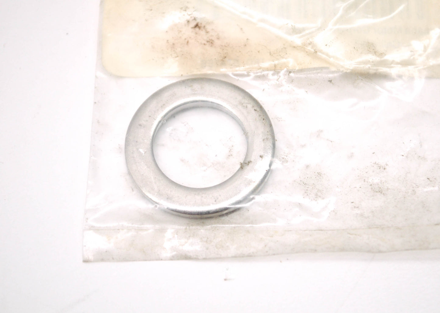 OEM Yamaha 9299R-16600-00 Washer NOS