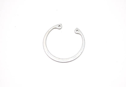 New OEM Yamaha 93420-44805-00 Circlip NOS
