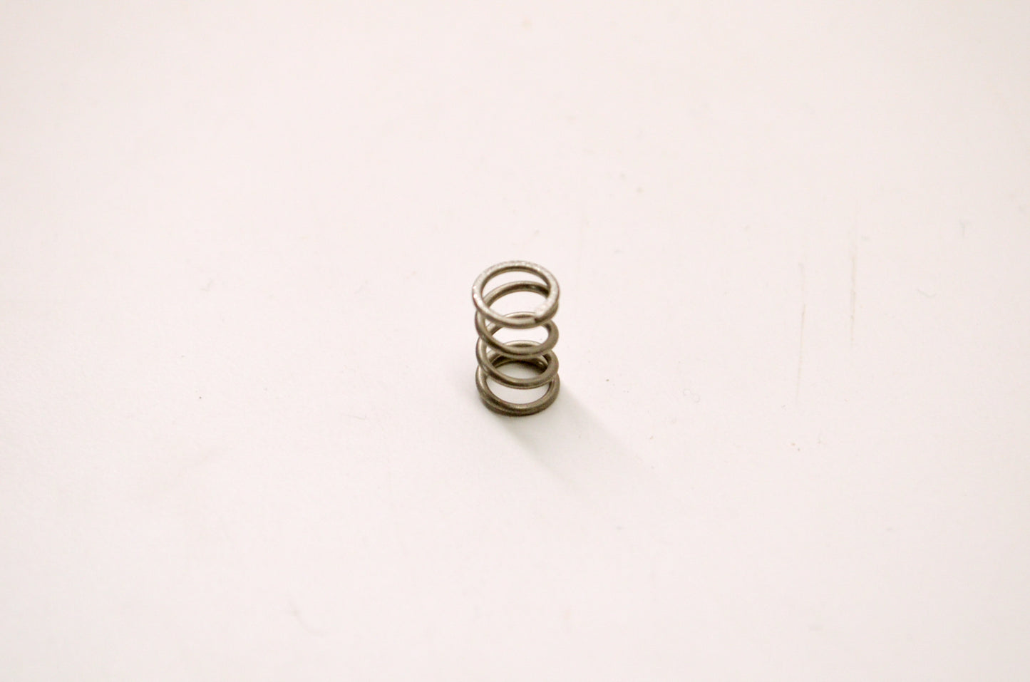 Aftermarket 270500091, P270500091 Spring NOS