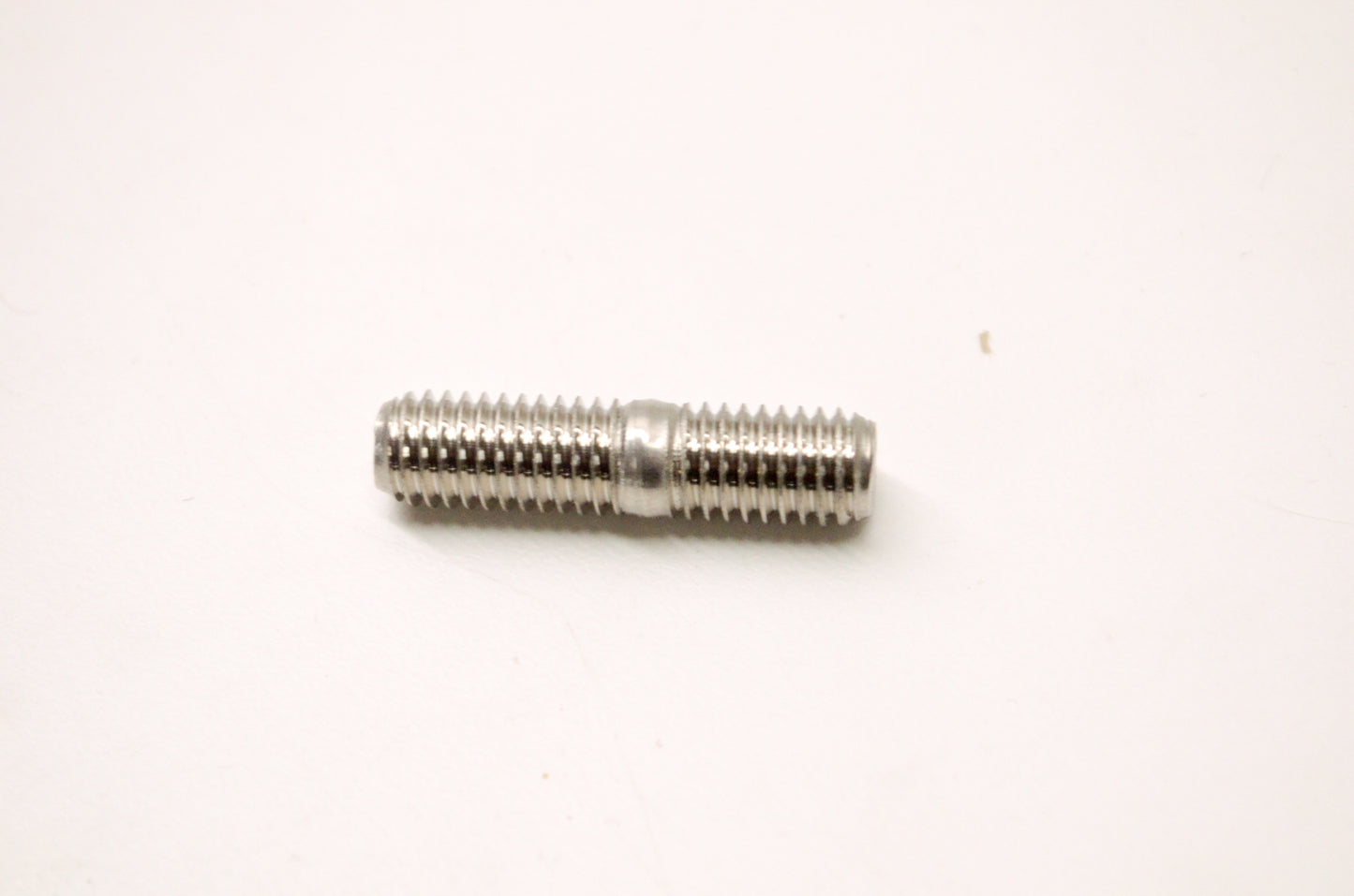 Aftermarket 290940173 M8 x 19 Stud NOS