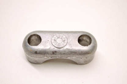 Aftermarket 277000013 Handle Support NOS