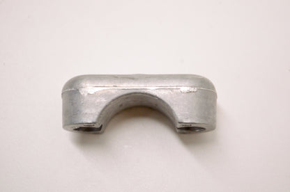 Aftermarket 277000013 Handle Support NOS