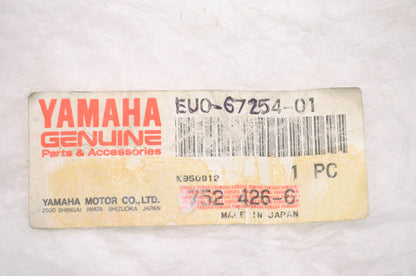 OEM Yamaha EU0-67254-01-00 Bracket NOS