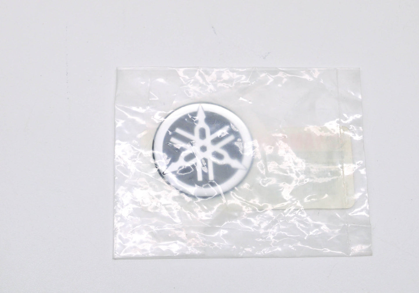 OEM Yamaha F1B-U411H-10-00 Tuning Fork Emblem NOS