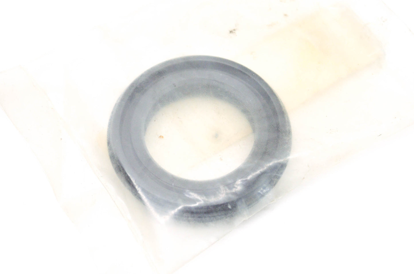 OEM Yamaha 93103-32M01-00 Oil Seal Type SW NOS