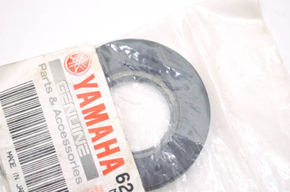 New OEM Yamaha 62T-51348-00-00 Spacer NOS