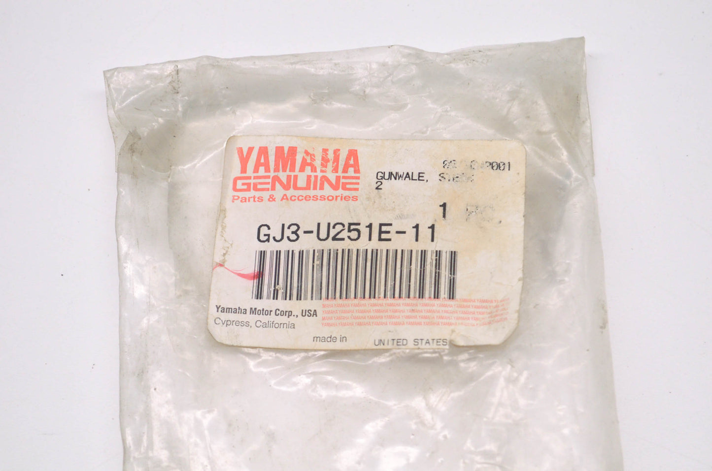 OEM Yamaha GJ3-U251E-11-00 1997 Wave Venture 1100 760 Stern Gunwale NOS