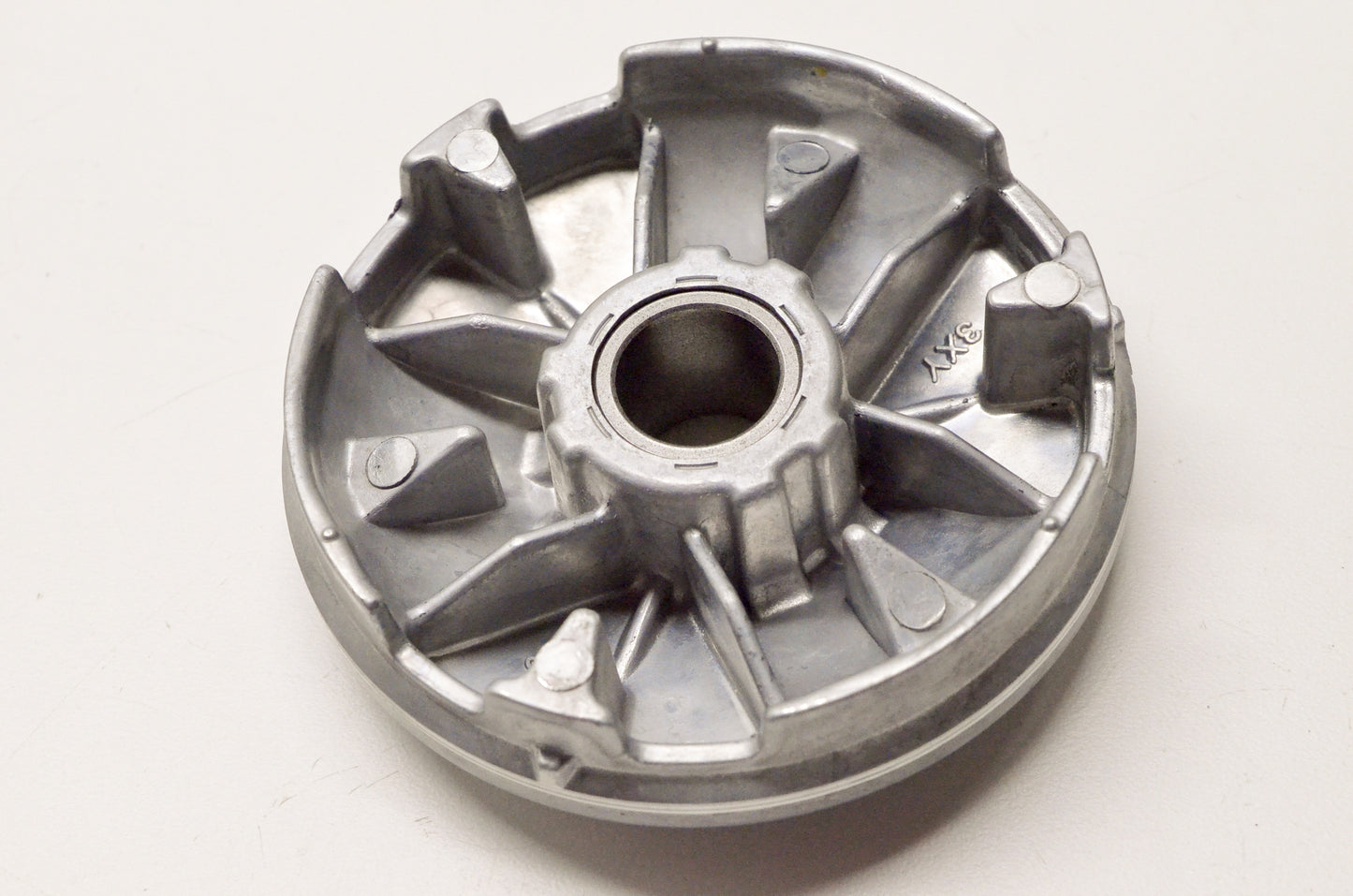 New OEM Yamaha 3XY-E7620-01-00 Primary Sliding Sheave NOS