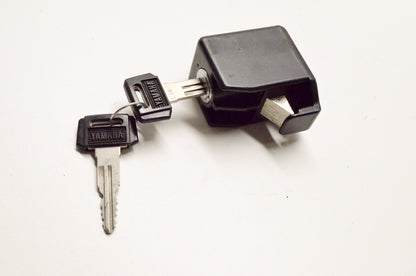 OEM Yamaha 41R-W2843-00-00 Lock Assembly NOS