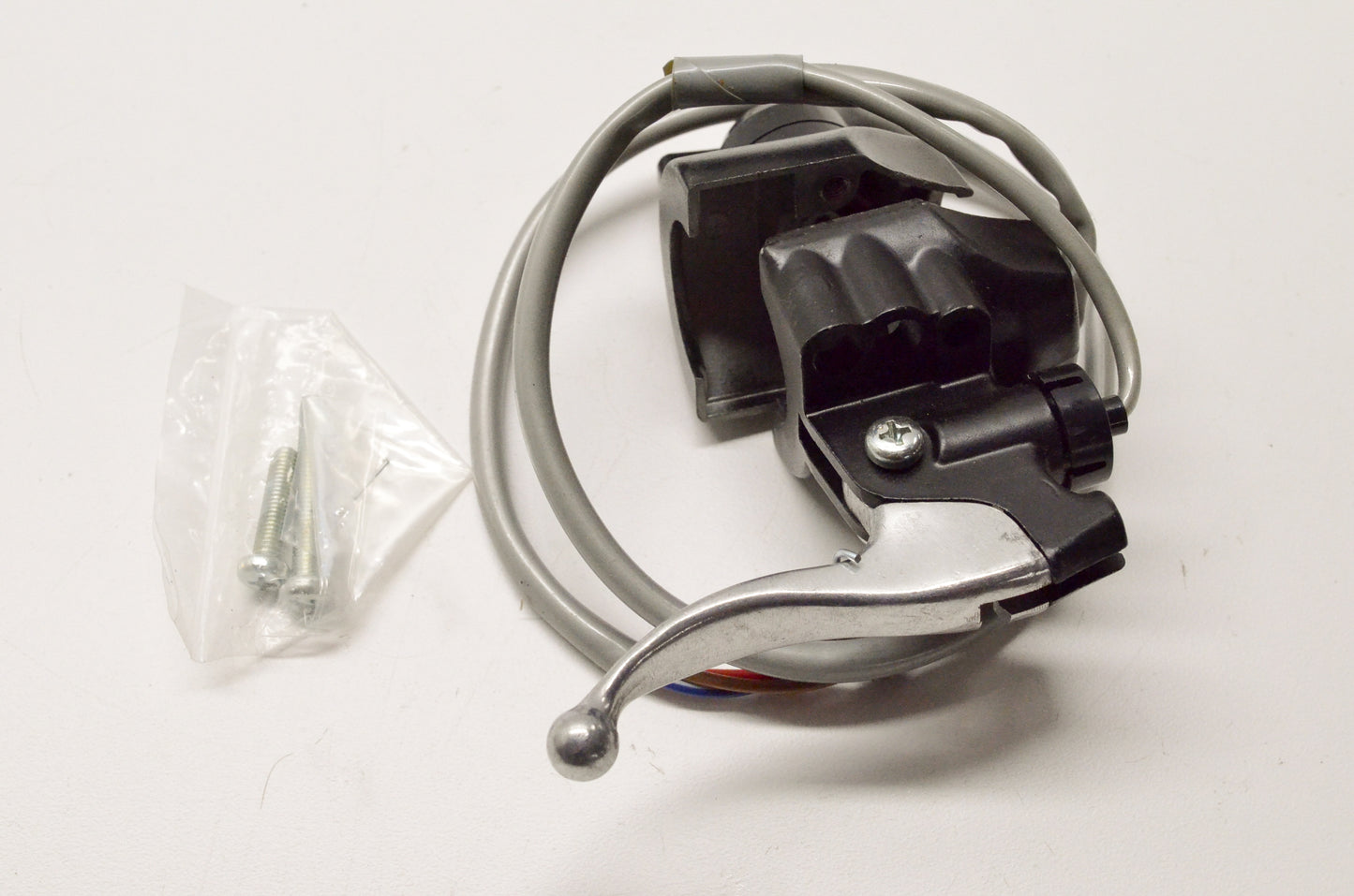 OEM Yamaha 306-83975-00-00 Handle Switch 2 NOS