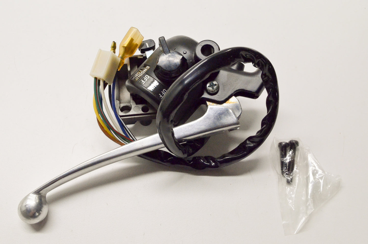 OEM Yamaha 1T9-W8292-30-00 Right Lever Holder Assembly