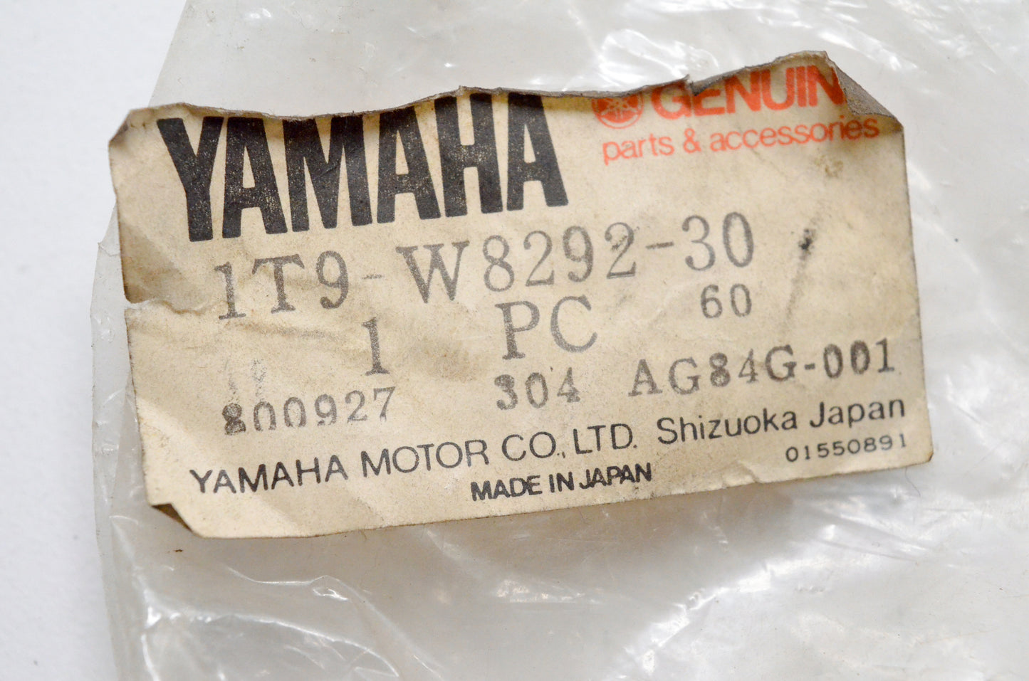 OEM Yamaha 1T9-W8292-30-00 Right Lever Holder Assembly