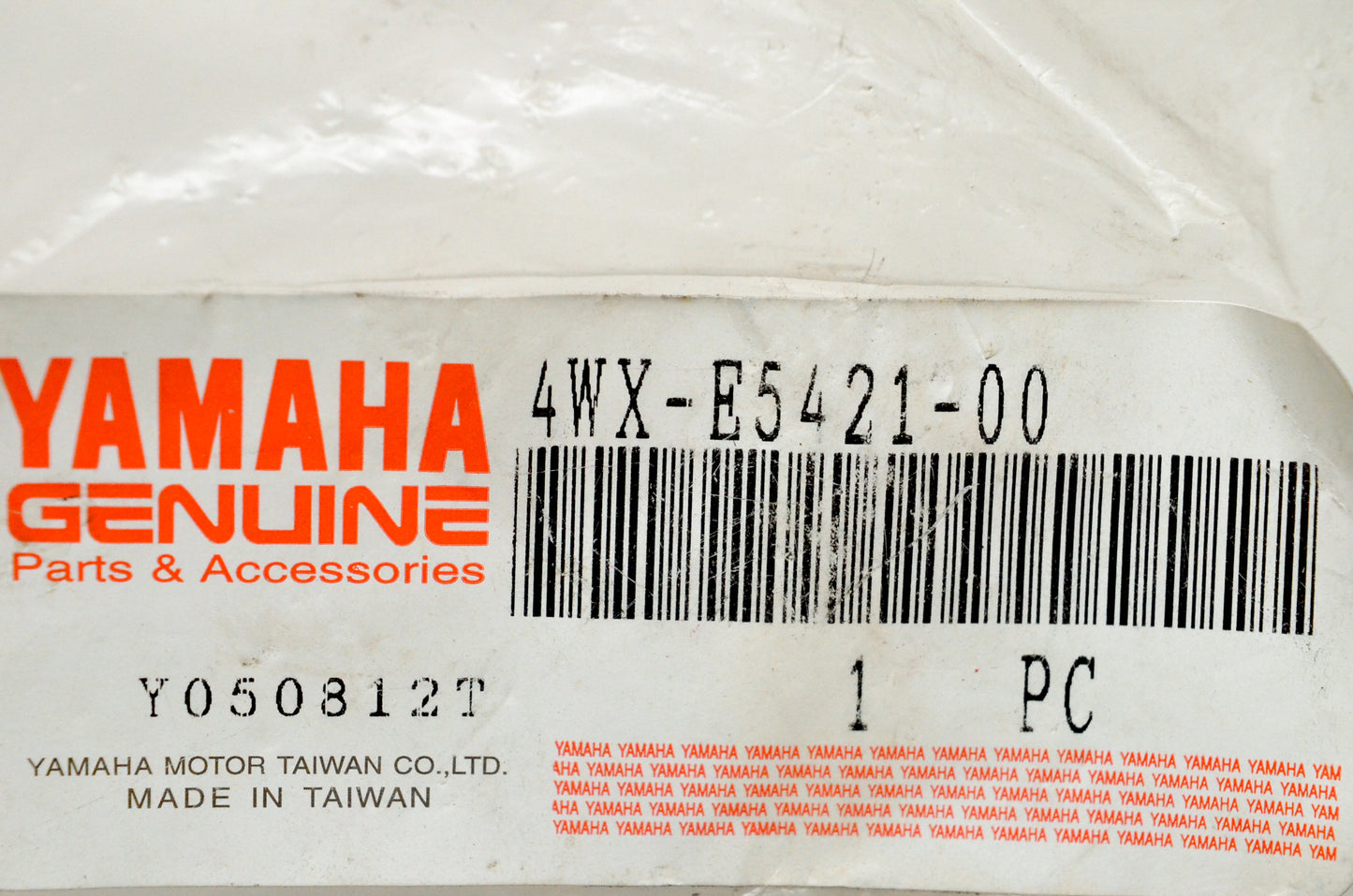 New OEM Yamaha 4WX-E5421-00-00 Crankcase Cover 2 NOS