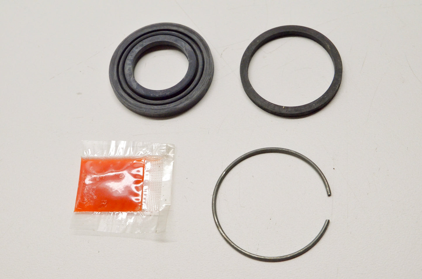 New OEM Yamaha 34X-W0047-00-00 Caliper Seal Kit NOS