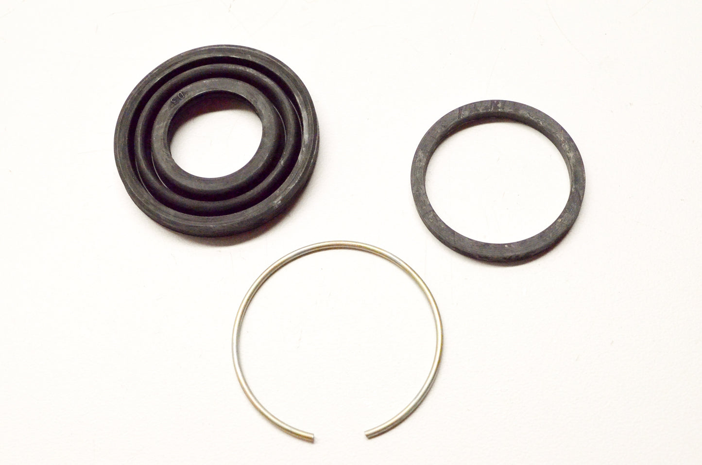 OEM Yamaha 1UY-W0047-00-00 Caliper Seal Kit NOS