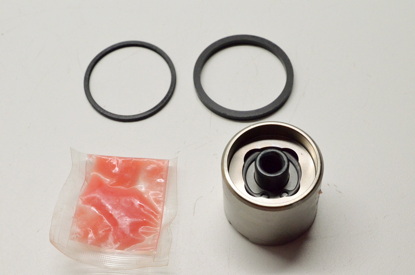 New OEM Yamaha 4D9-25802-00-00 Caliper Piston Assembly NOS
