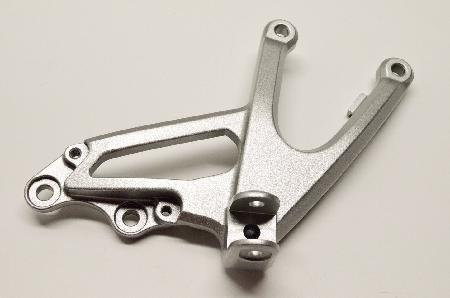 OEM Yamaha 4C8-27443-00-00 Bracket 3 NOS