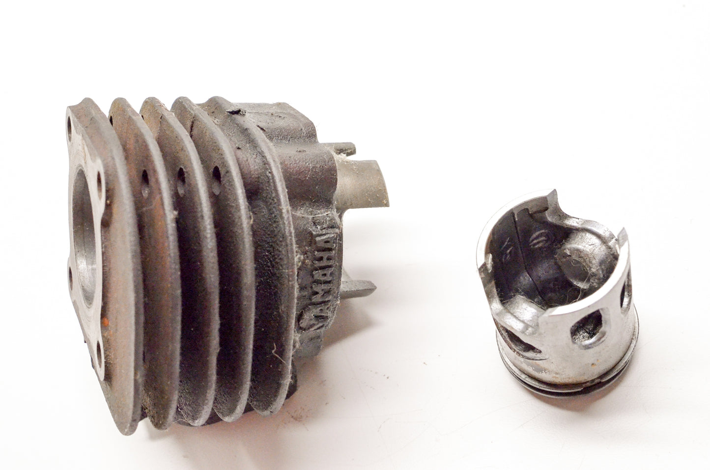 OEM Yamaha 4WX-E1311-00-00 Cylinder 1