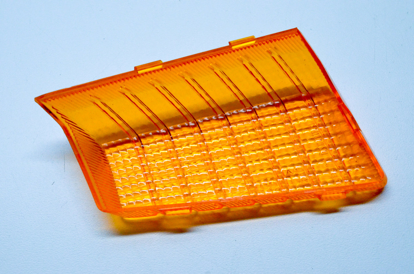 OEM Yamaha 25G-83322-00-00 Flasher Lens 2 NOS