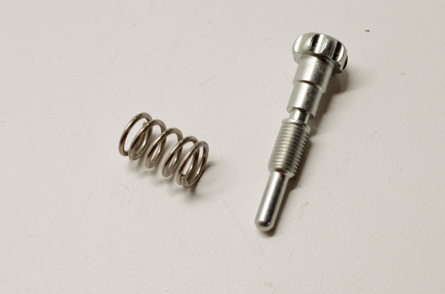 OEM Yamaha 31J-14103-00-00 Throttle Screw Set NOS