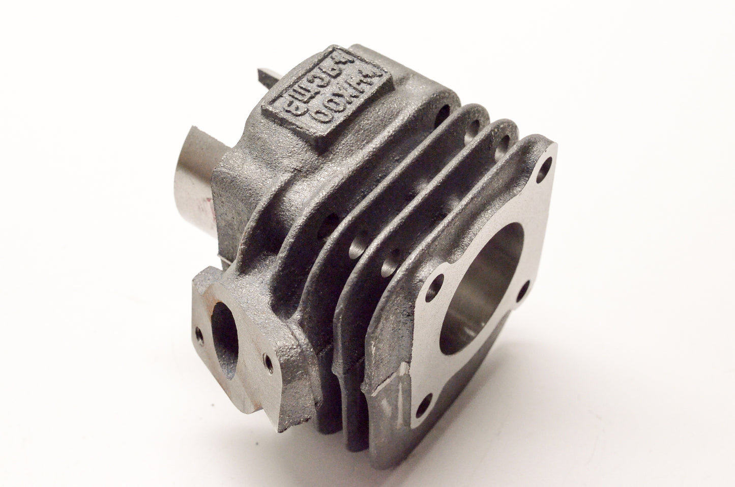 New OEM Yamaha 4WX-E1311-00-00 Cylinder 1 NOS