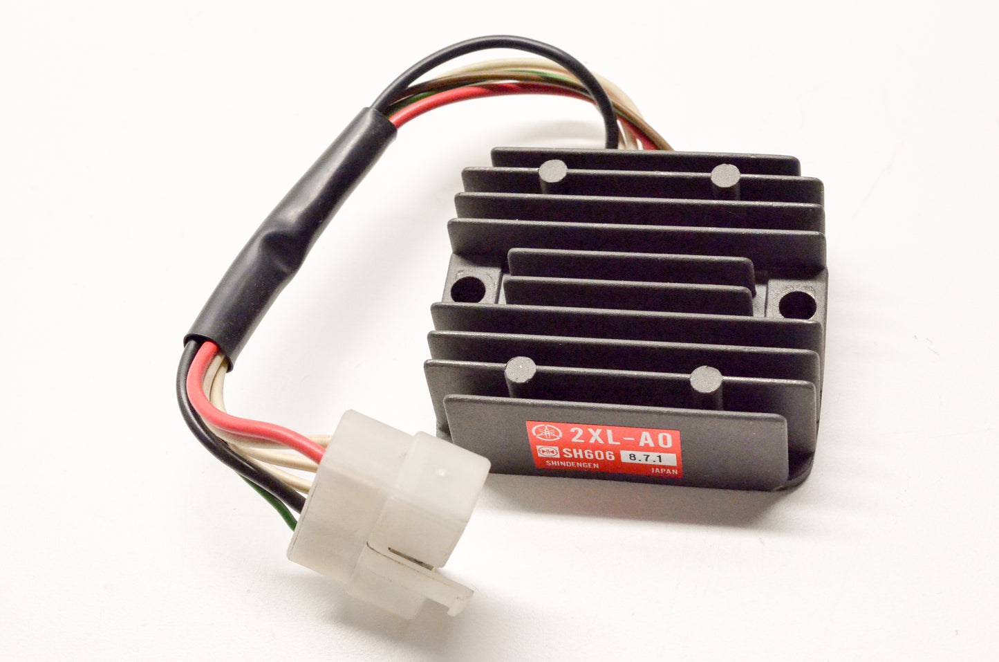 OEM Yamaha 2XL-81960-A0-00 Regulator Rectifier Assembly NOS