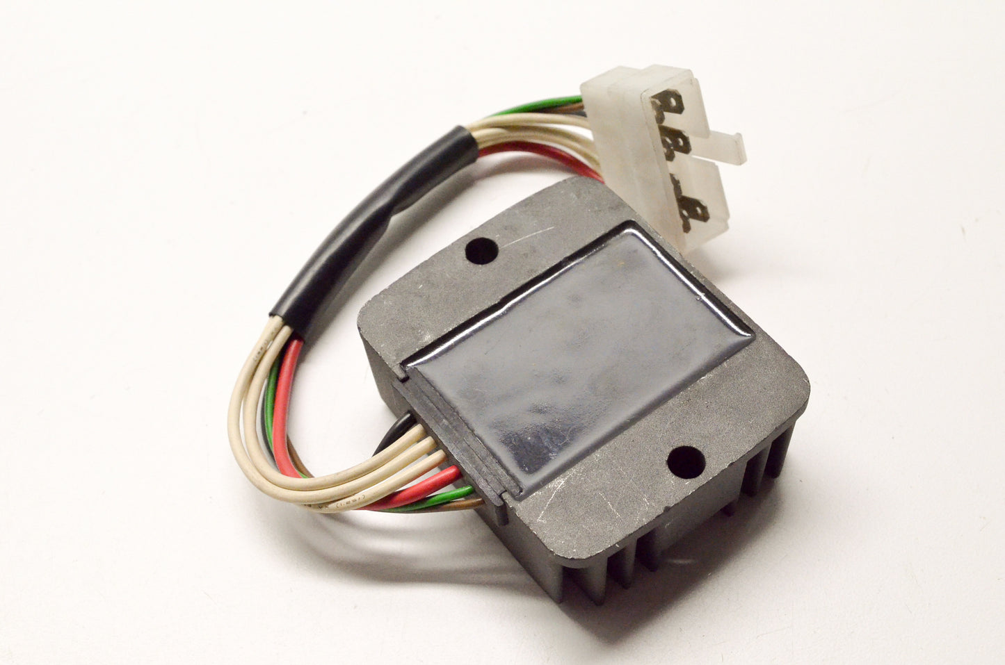 OEM Yamaha 2XL-81960-A0-00 Regulator Rectifier Assembly NOS