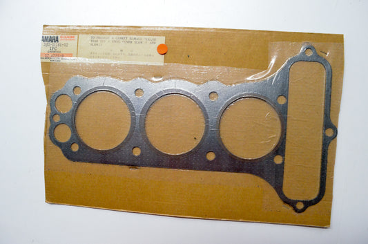 OEM Yamaha 3J2-11181-02-00 Cylinder Head Gasket 1 NOS