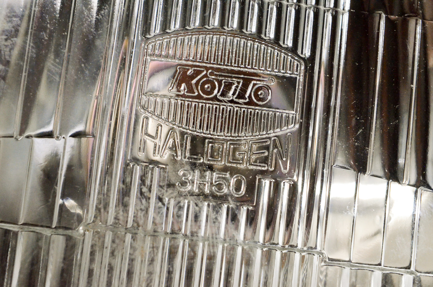 Koito 3H50 Front Right Headlight Lamp
