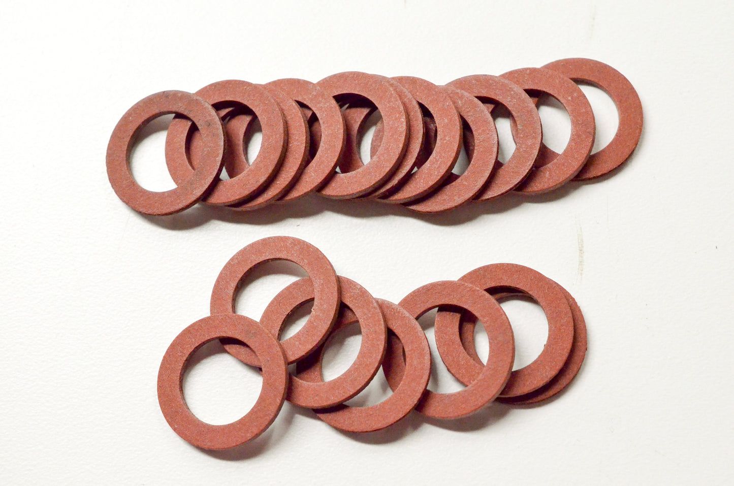 Curtis Noll 9325 9/16 ID 7/8 OD 1/16 Thick Fiber Washer Gasket Qty 18 NOS