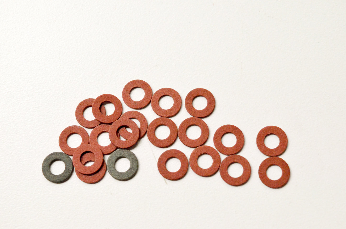 7/32 ID 3/8 OD 1/32 Thick Fiber Gasket Washer Qty 21 NOS