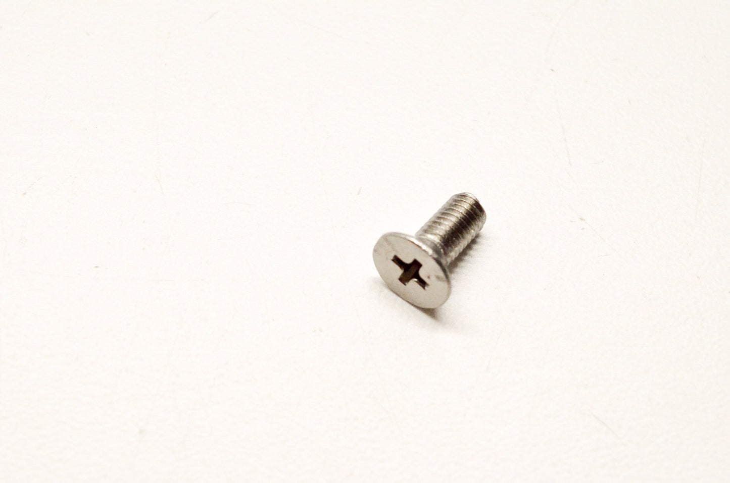 OEM Yamaha 98780-05012-00 Flat Head Screw NOS