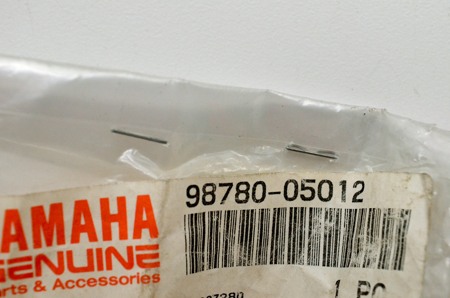 OEM Yamaha 98780-05012-00 Flat Head Screw NOS