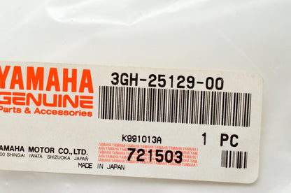 OEM Yamaha 3GH-25129-00-00 Plate Dust Seal NOS