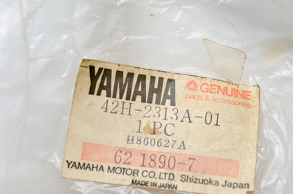 OEM Yamaha 42H-2313A-01-00 Brace Fork NOS