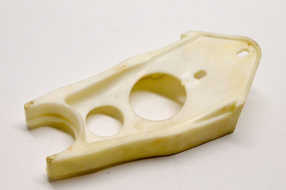 New OEM Yamaha 39W-22151-00-00 Guard Seal NOS