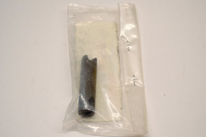 New OEM Yamaha 2NX-12156-00-00 Rocker Shaft NOS