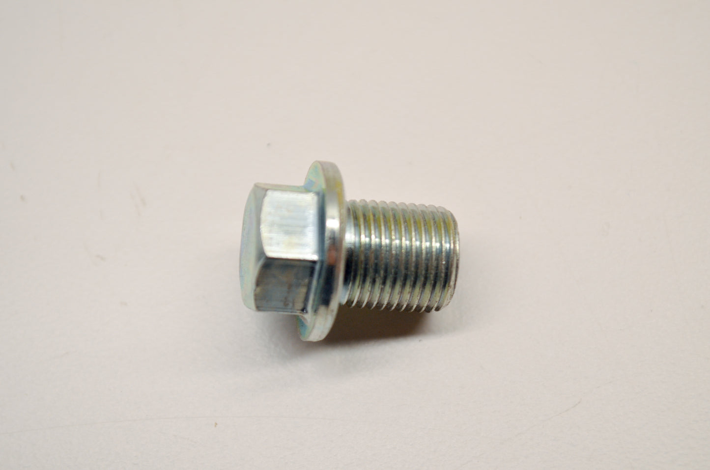 OEM Yamaha 31G-12222-00-00 Plug