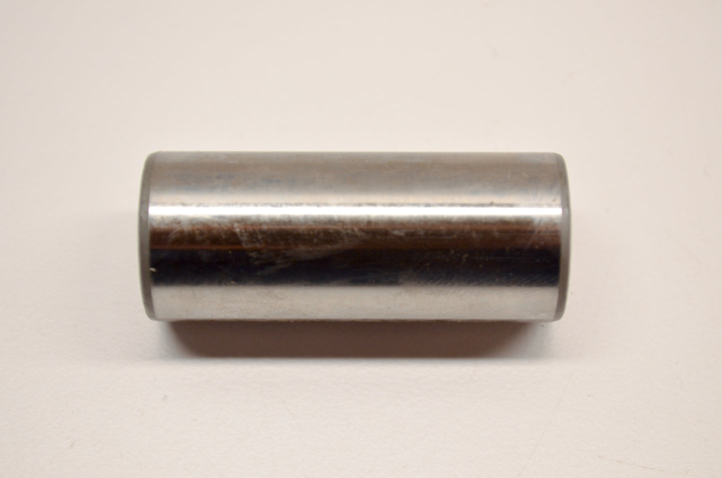 OEM Yamaha 4V0-11681-00-00 Crank Pin 1 NOS